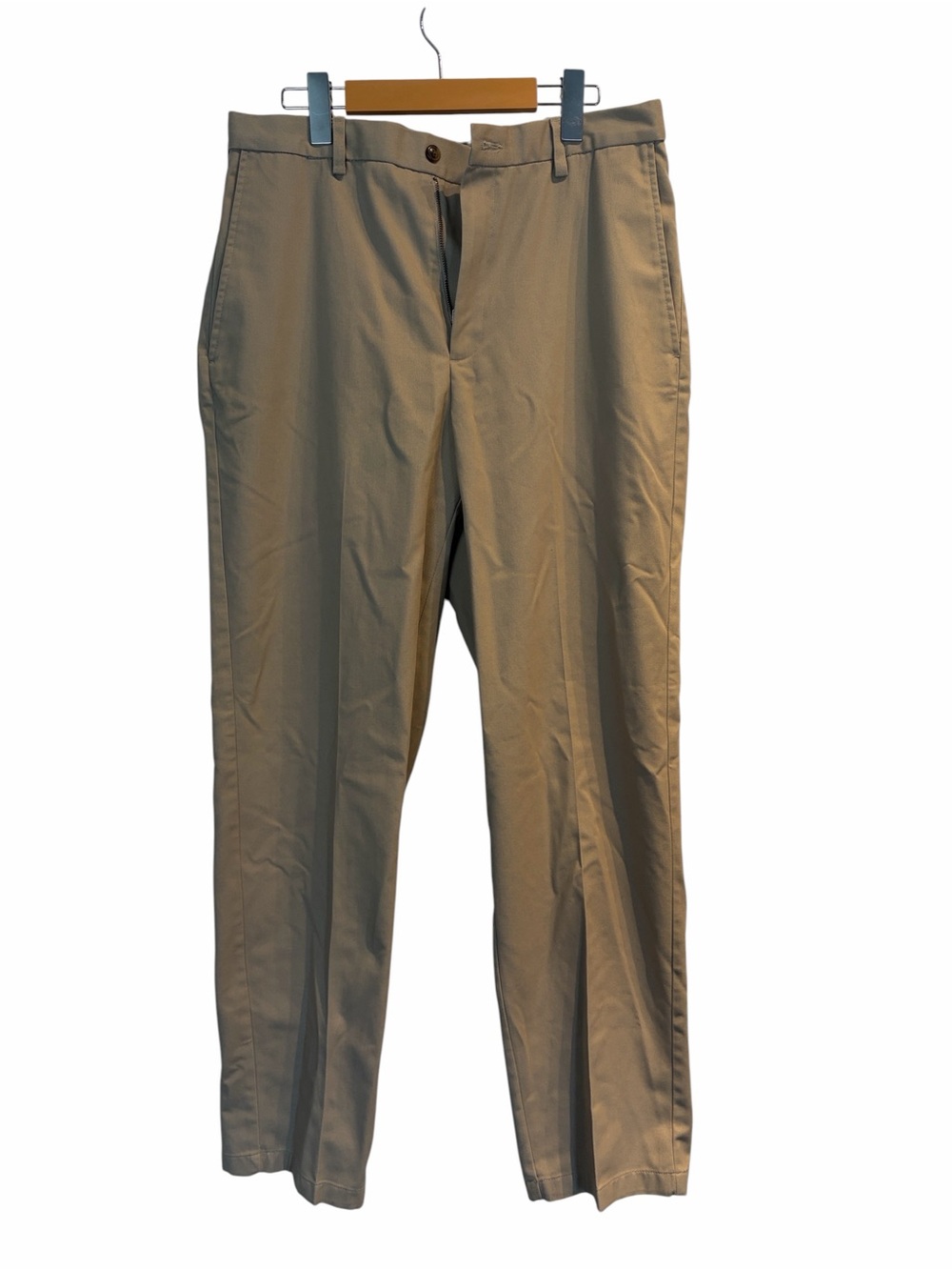 Haggar Pleated Khaki Dress Pants Poly/Cotton Blend Size 34x32 Like New Not Worn